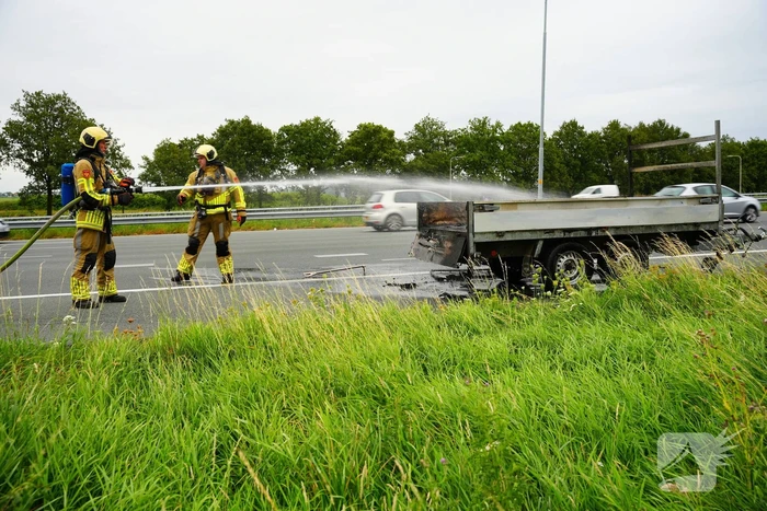 Aanhanger vat vlam op snelweg