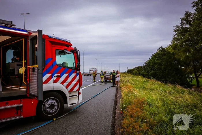 Aanhanger vat vlam op snelweg