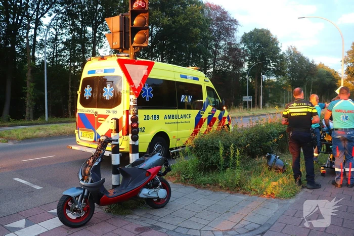 Gewonden na ongeval tussen scooter en fietser