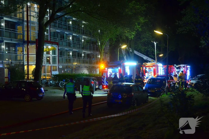 Gewonde bij grote uitslaande flatbrand
