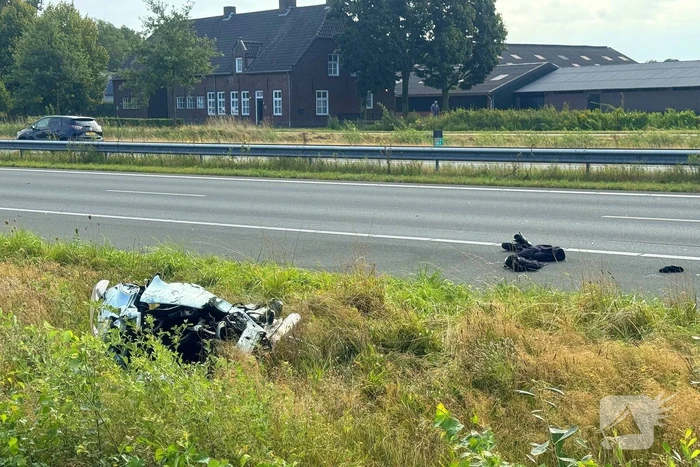 Snelweg afgesloten wegens onderzoek naar aanrijding met motor
