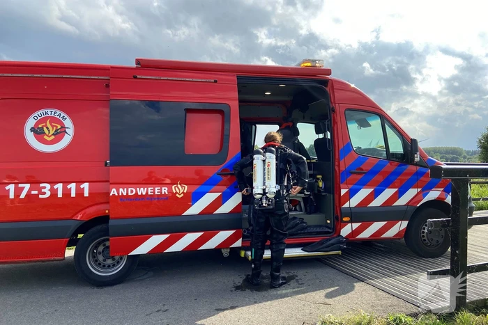Onderwaterdrone ingezet na aantreffen kinderslippers