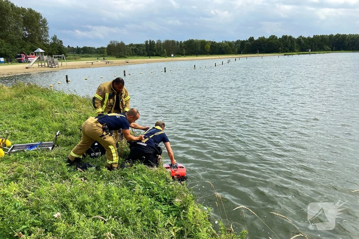 Onderwaterdrone ingezet na aantreffen kinderslippers