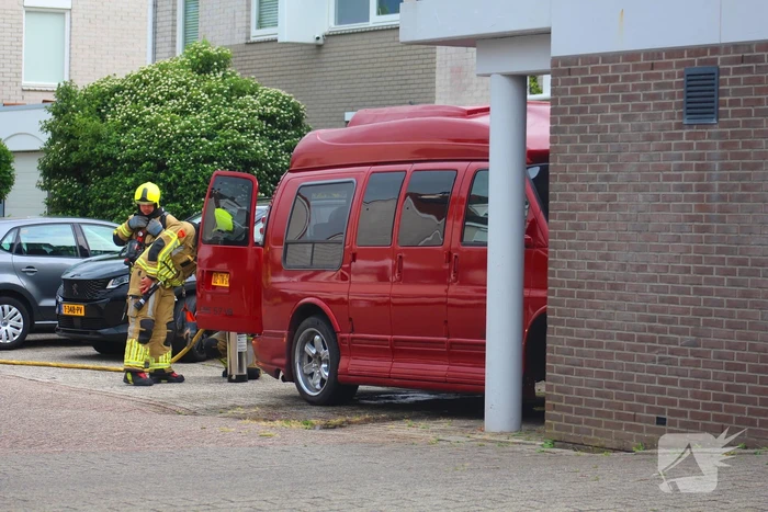 LPG bus gecontroleerd na melding gaslekkage