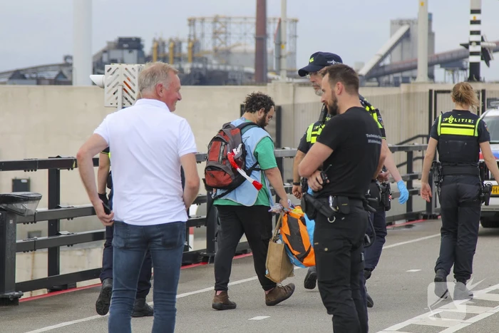 Demonstranten blokkeren opnieuw Zeesluis