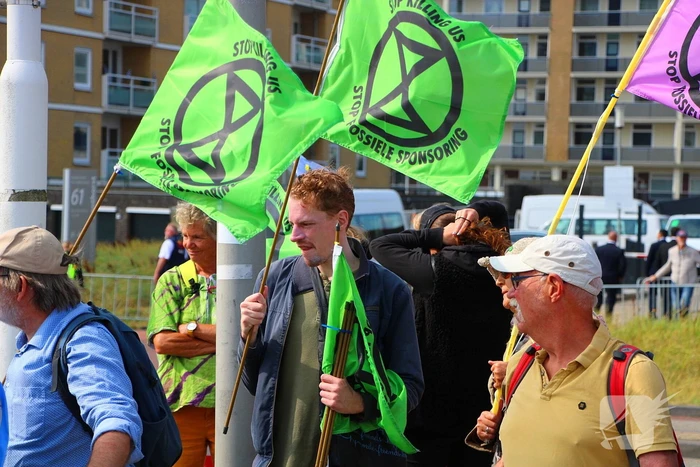Extinction Rebellion demonstreerd bij Dutch grandprix