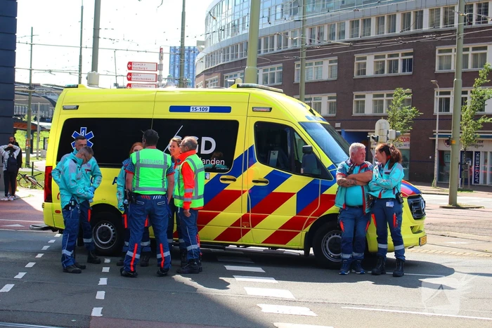 Grote brand in studentencomplex meerdere mensen vluchten naar buiten