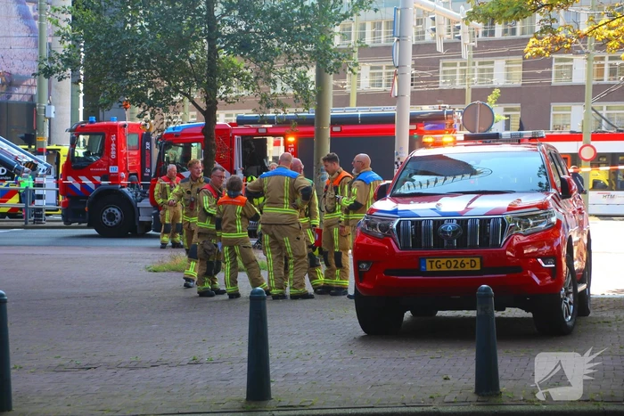 Grote brand in studentencomplex meerdere mensen vluchten naar buiten