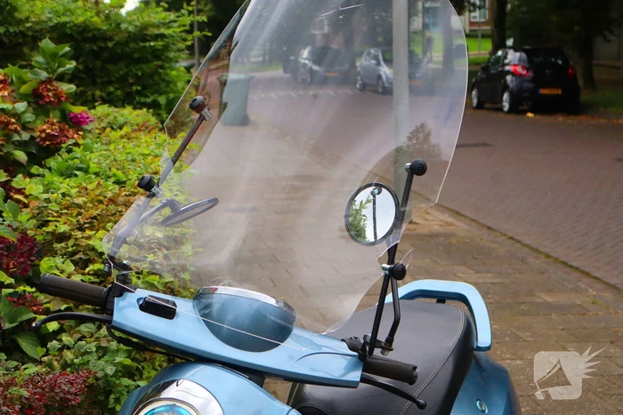 Scooterrijder gewond bij botsing met automobilist