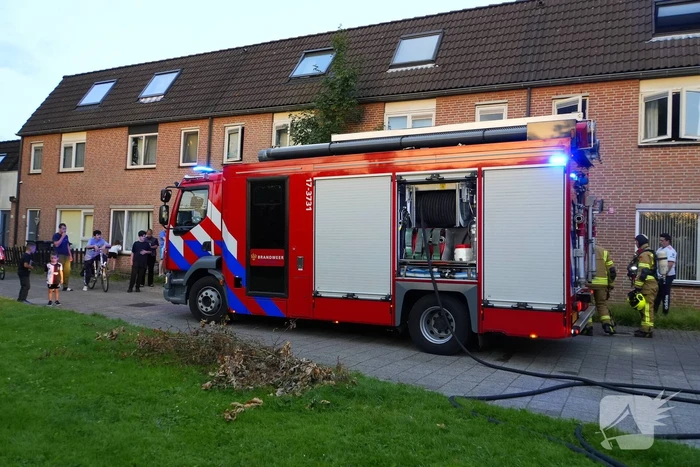 Accu van ebike vat vlam in keuken