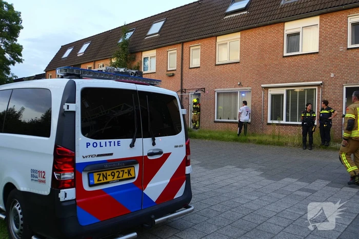 Accu van ebike vat vlam in keuken