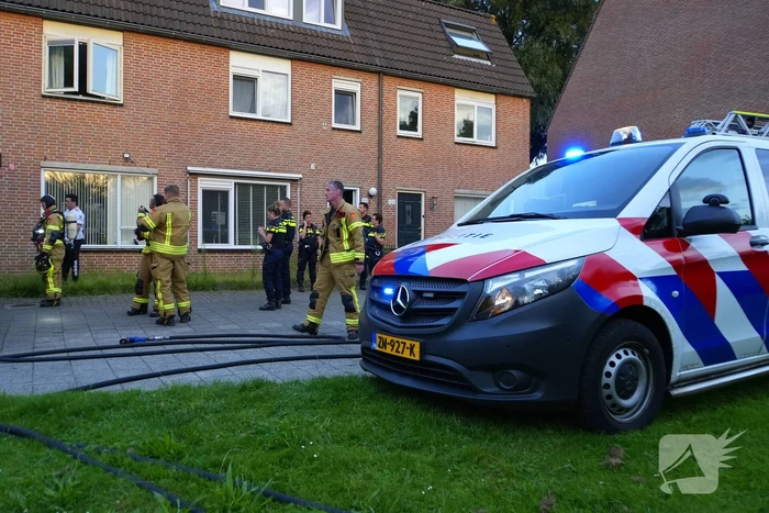 Accu van ebike vat vlam in keuken