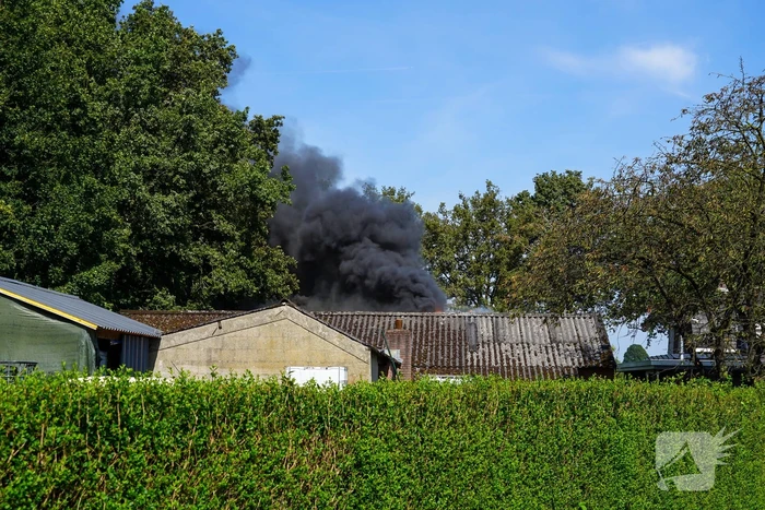 Grote brand in loods na werkzaamheden