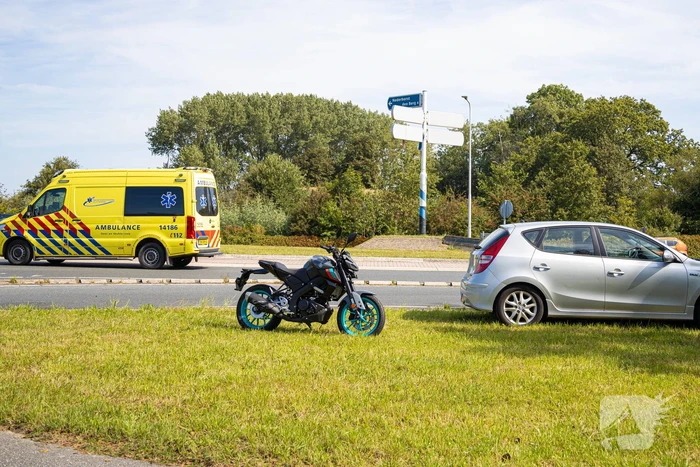 Motorrijder gewond bij aanrijding