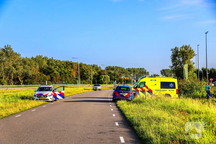Fietster gewond bij aanrijding, automobilist rijdt door