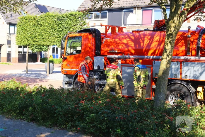 Brand in kolkenzuiger snel onder controle dankzij snelle actie chauffeur