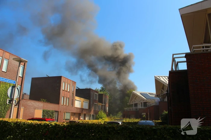 Brand op boot met grote hoeveelheid brandstof
