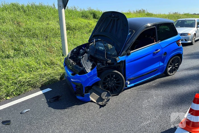 Motorrijder gewond bij botsing met brommobiel