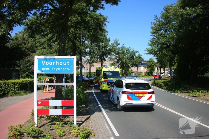 Scootmobielbestuurder gewond bij botsing met brommer op fietspad