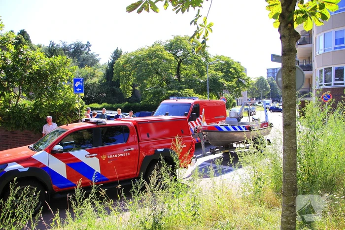 Hulpdiensten ingezet voor persoon te water