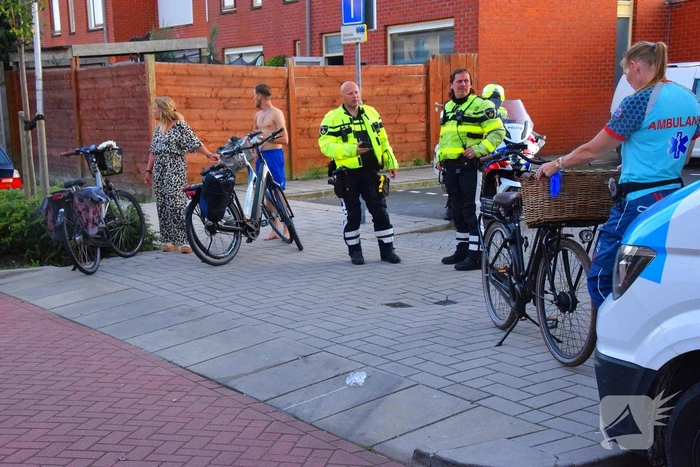 Twee fietsers ten val na botsing