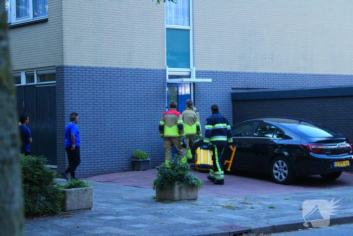 Patiënt in woning niet bereikbaar, brandweer schiet te hulp