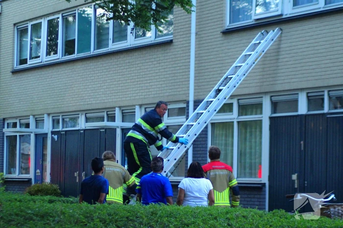 Patiënt in woning niet bereikbaar, brandweer schiet te hulp