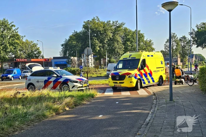 Fietser gewond bij botsing met bestelbus