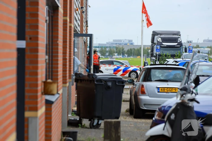Twee gewonden bij overval: politie zoekt verdacht voertuig