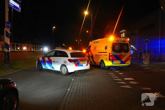 Jongeman gewond na steekpartij