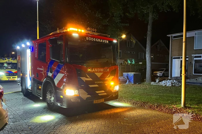 Kinderen merken brandende schuur op in nachtelijke uren