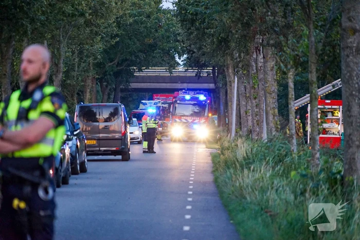 Grote uitslaande brand bij veehouderij