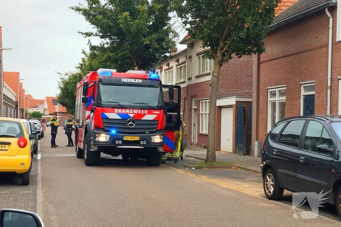 Pannetje op vuur zorgt voor brandweer inzet, bewoners niet thuis