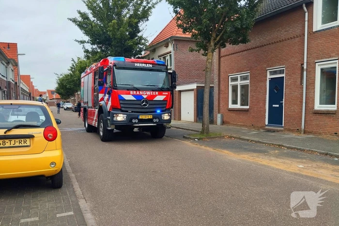 Pannetje op vuur zorgt voor brandweer inzet, bewoners niet thuis