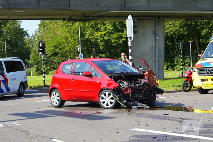 Porsche bestuurder aangehouden na veroorzaken ongeval met gewonde