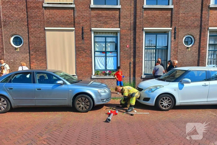 Vluchtelingenopvang ontruimd door brandend bankstel