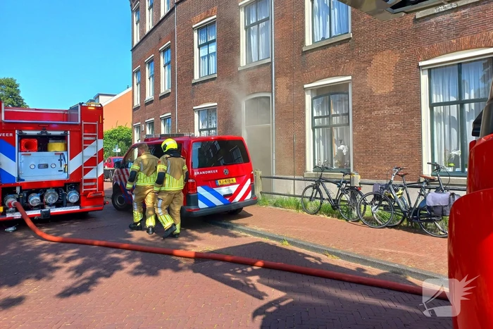 Vluchtelingenopvang ontruimd door brandend bankstel