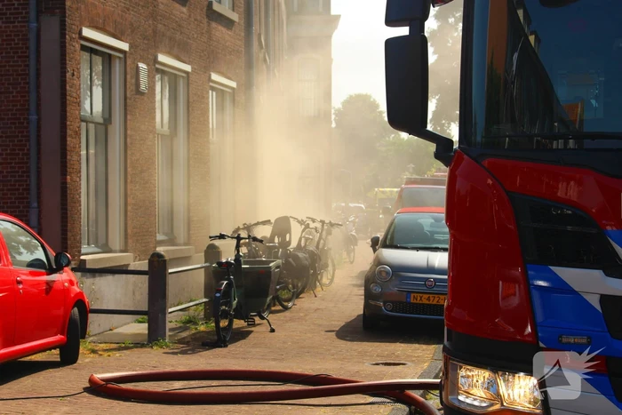 Vluchtelingenopvang ontruimd door brandend bankstel