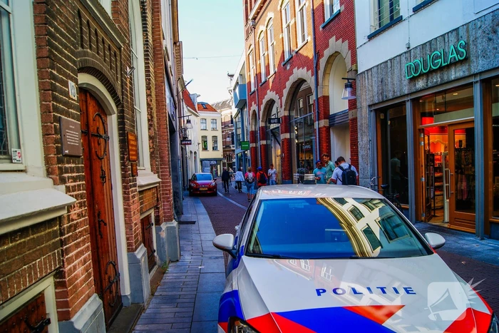 Grote zoekactie naar daders van overval op juwelier