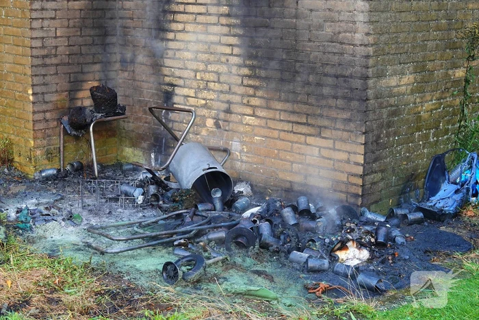 Containerbrand slaat bijna over naar berging