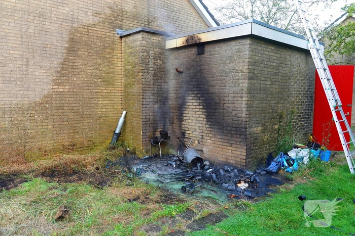 Containerbrand slaat bijna over naar berging