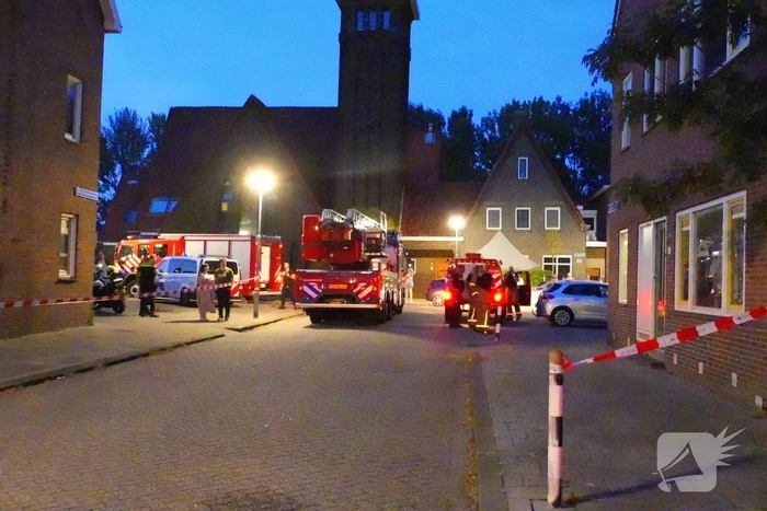 Pannetje op vuur zorgt voor brandweer inzet, bewoners niet thuis