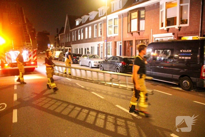 Brandweer op onderzoek uit na vreemde lucht in woning