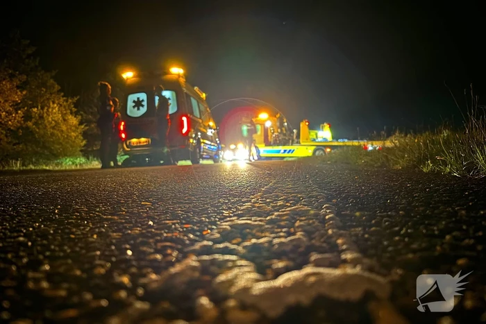 Motorrijder vliegt uit de bocht