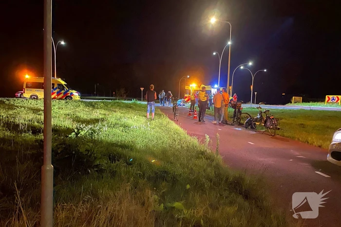 Traumateam ondersteund ambulancepersoneel