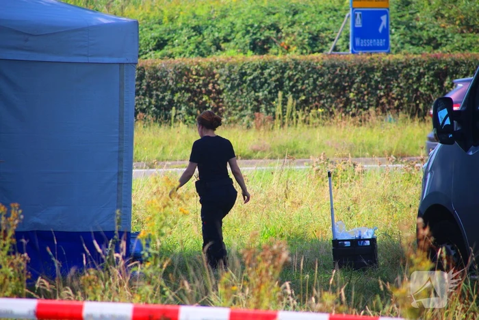 Overleden vrouw op afgelegen plek aangetroffen