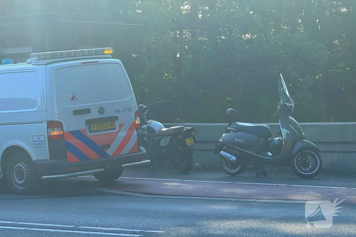 Automobilist schept motorrijder