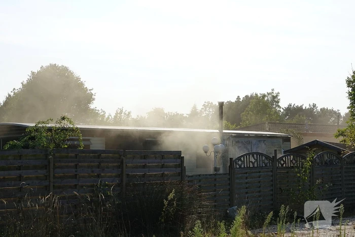 Stacaravan in brand op vakantiepark