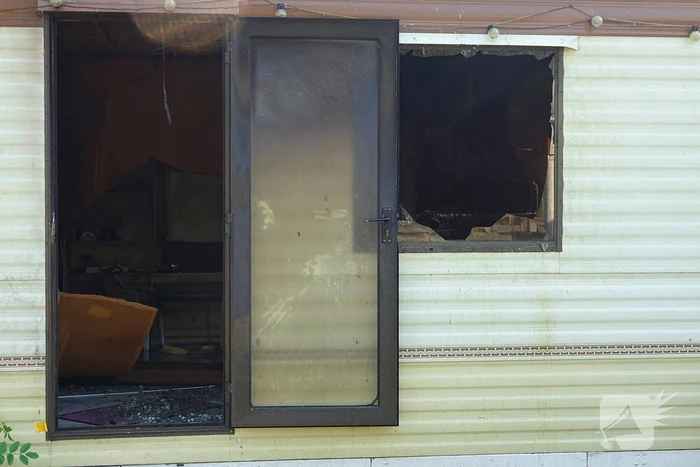 Stacaravan in brand op vakantiepark