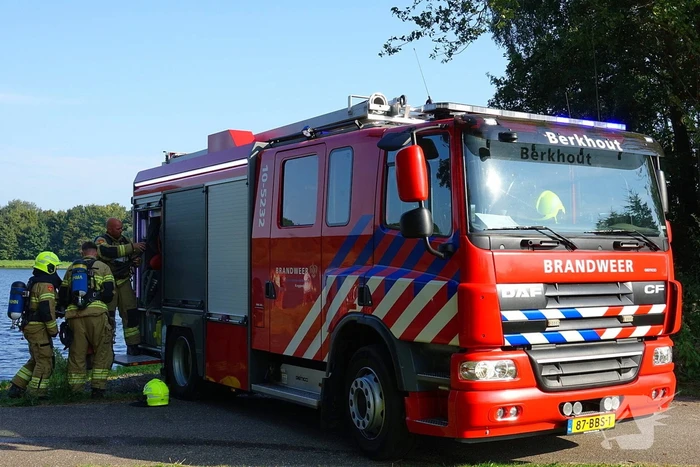 Stacaravan in brand op vakantiepark
